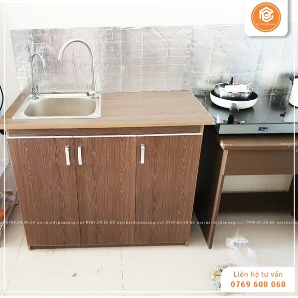 Tủ có khả năng chống nước, chống ẩm, chống mối mọt, đảm bảo độ bền chắc theo thời gian