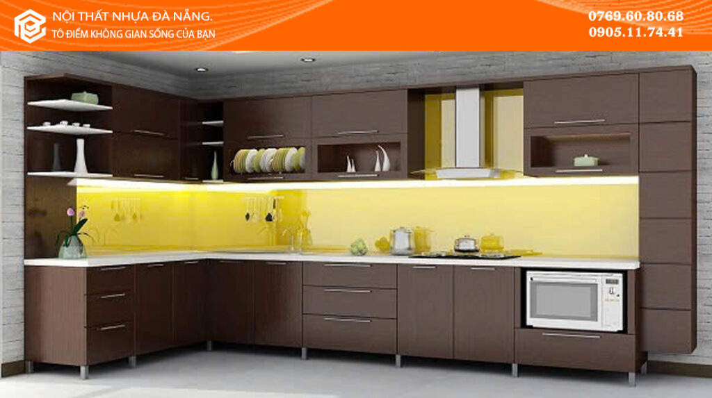 Kính Bếp Màu Hợp Phong Thủy